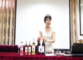 ����˾��̬�����ﱸսר����ѵ���һ��