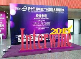 ����˾��̬����������չԲ����Ļ��������