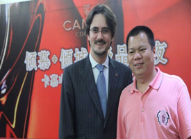 ����˾��̬����Ľ�Ǻ���ƻ�