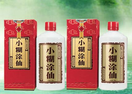 ����ҵ��̬�����г������İ׾���Ʒ��С��