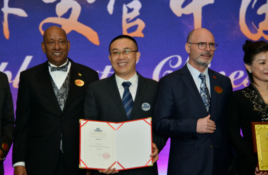 ����ҵ��̬�������ݿ�����׾���Լ���ɼ�