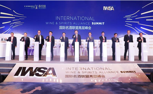 ����ҵ��̬����ҵȺӢ�پۻᣬ���ƾ�����