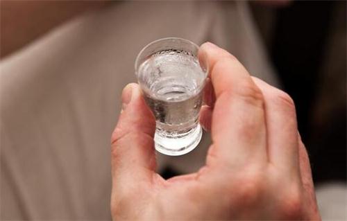 ����ҵ��̬���׾ƣ�С�ơ����ա����